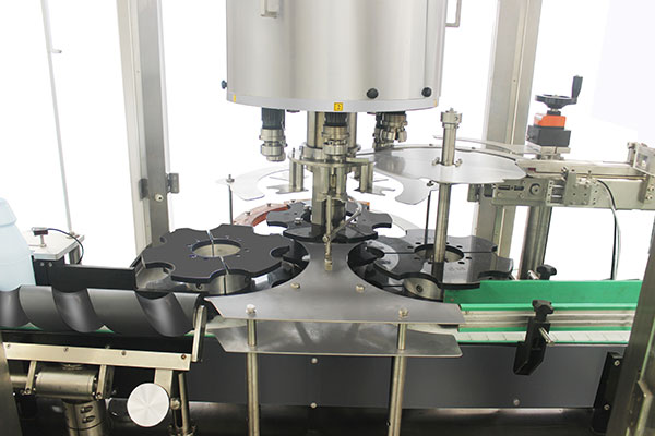 Automatic 6 Head Rotary Capping Machine Details
